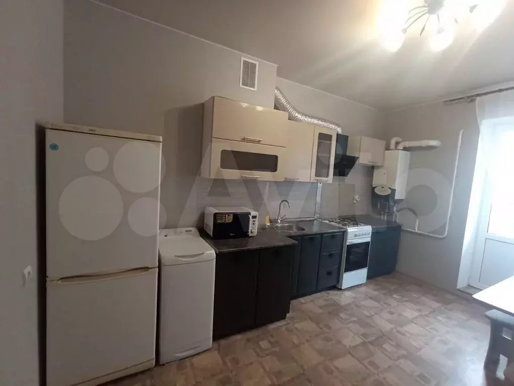 2-к. квартира, 55 м, 7/10 эт. - Фото 1