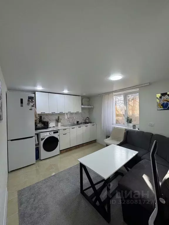 Дом в Крым, Симферополь ул. Софьи Перовской (100 м) - Фото 2