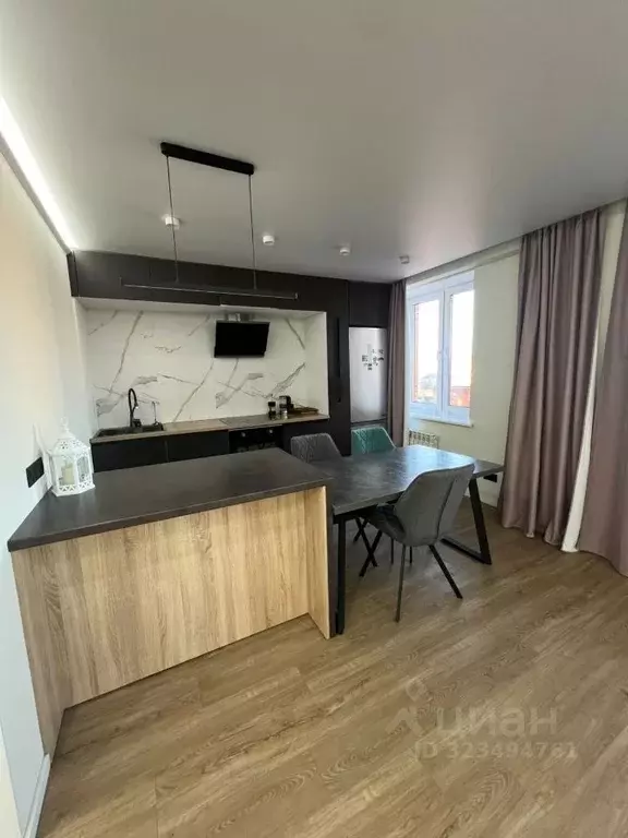 3-к кв. Омская область, Омск ул. Чернышевского, 2к3 (91.4 м) - Фото 2