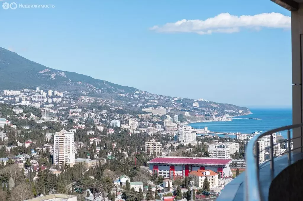 2-комнатная квартира: Ялта, улица Блюхера, 19 (75 м) - Фото 1