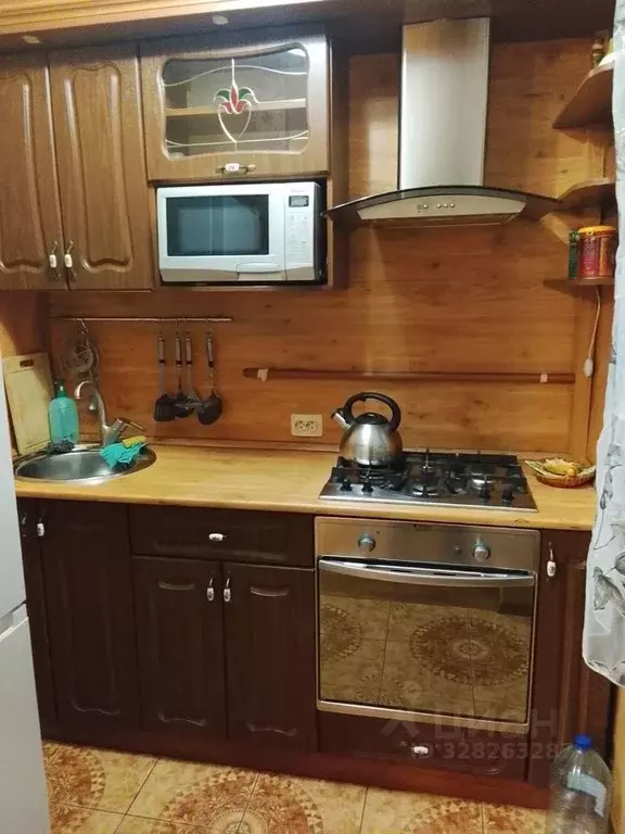 3-к кв. Удмуртия, Ижевск ул. Коммунаров, 192 (57.1 м) - Фото 1