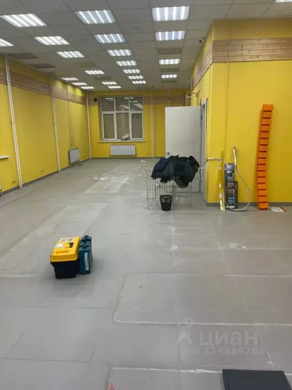 Помещение свободного назначения в Свердловская область, Екатеринбург ... - Фото 2