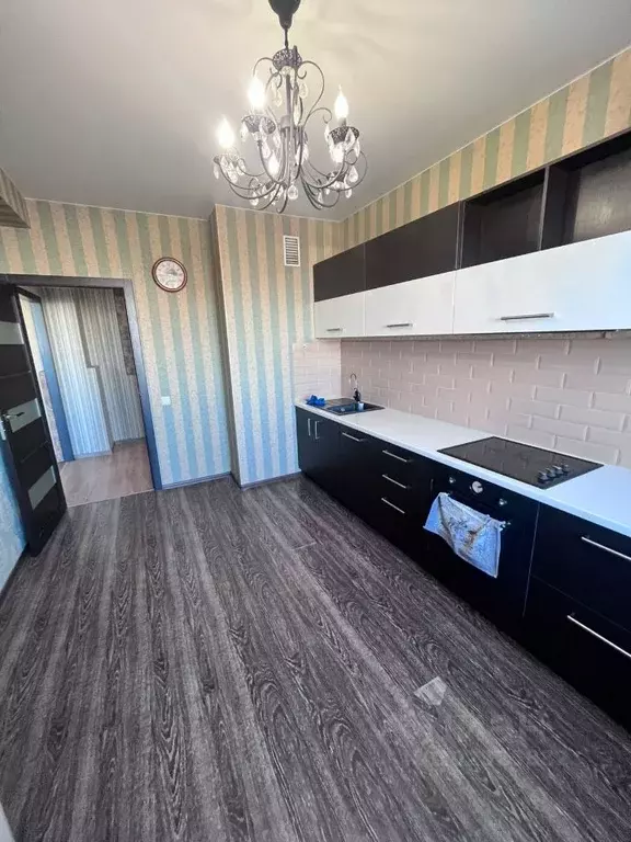 2-к кв. Свердловская область, Екатеринбург ул. Громова, 28 (64.0 м) - Фото 2