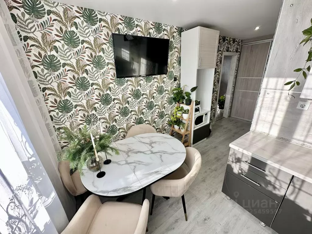 2-к кв. Алтайский край, Барнаул Докучаево мкр, ул. Шукшина, 8 (52.0 м) - Фото 2