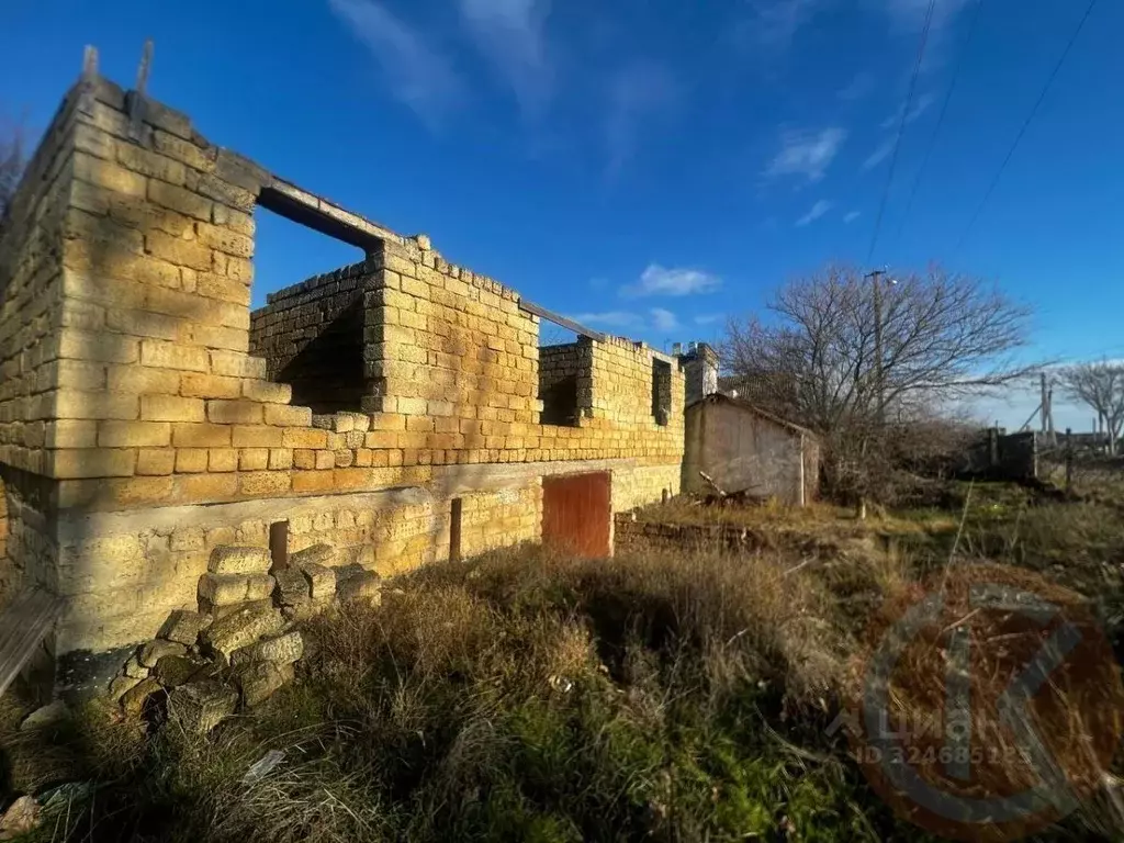 Участок в Крым, Сакский район, Суворовское с/пос, с. Каменоломня ул. ... - Фото 2