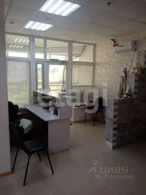 Помещение свободного назначения в Брянская область, Клинцы ул. ... - Фото 1