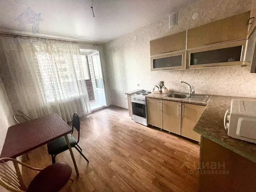 1-к кв. Воронежская область, Воронеж ул. Независимости, 82/2 (48.2 м) - Фото 0