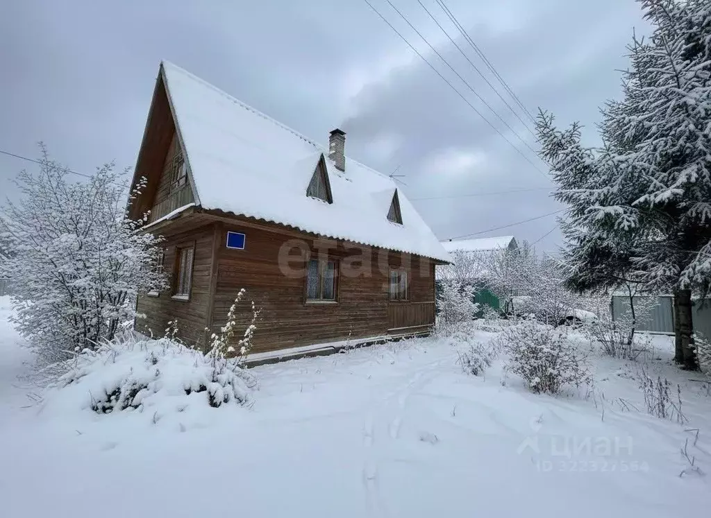 Дом в Ленинградская область, Киришский район, Пчевское с/пос, д. Витка ... - Фото 1
