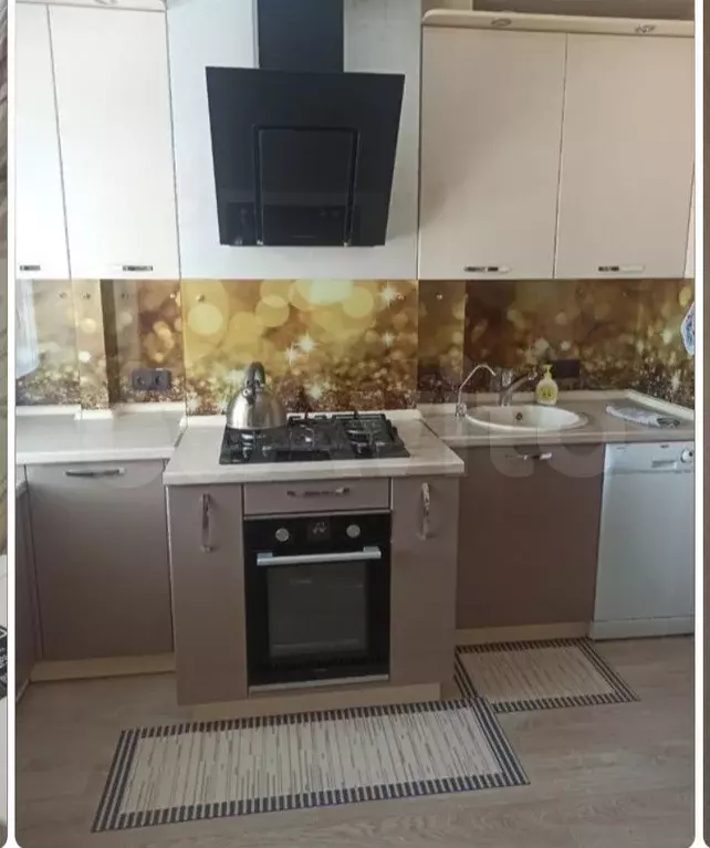1-к. квартира, 38 м, 4/10 эт. - Фото 0