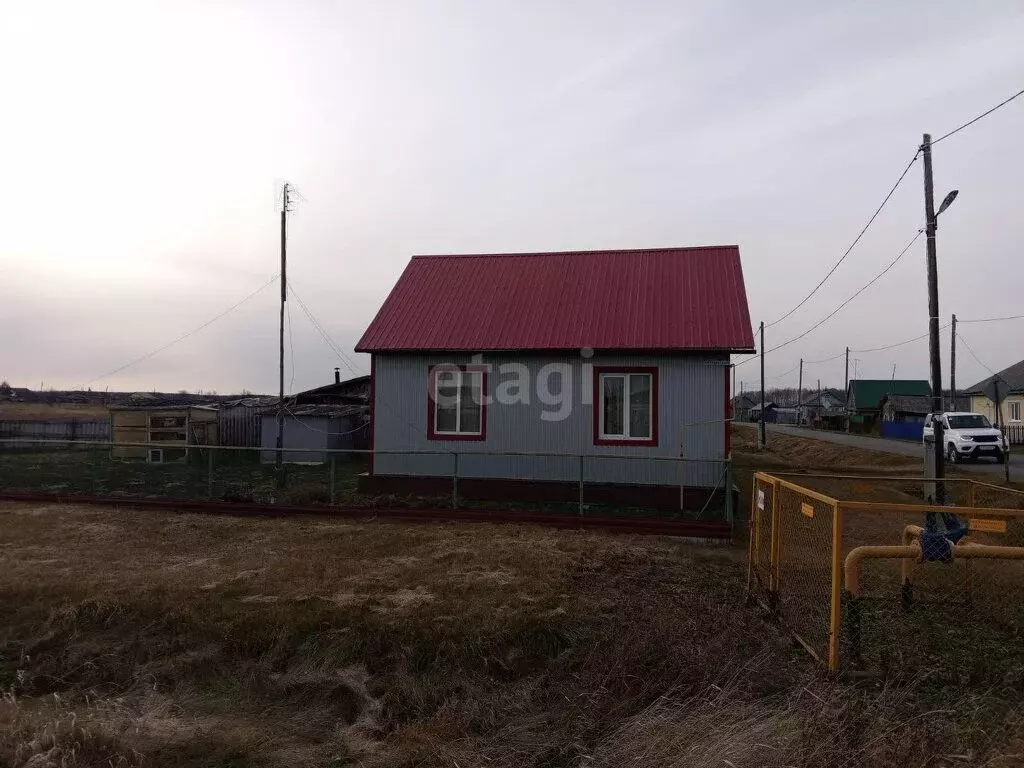 Дом в село Александровка, Советская улица, 51 (41.4 м) - Фото 1