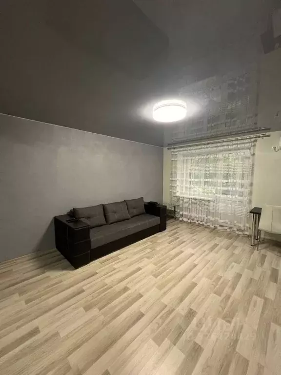 1-к кв. Волгоградская область, Волгоград Семь Ветров мкр, ул. ... - Фото 1