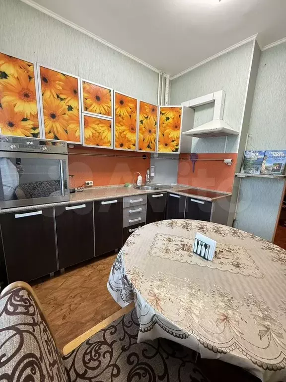 2-к. квартира, 60 м, 3/9 эт. - Фото 1
