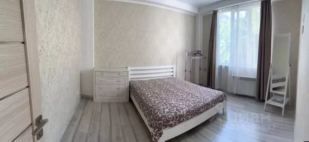 2-к кв. Крым, Ялта ул. Ленинградская, 9 (68.0 м) - Фото 1