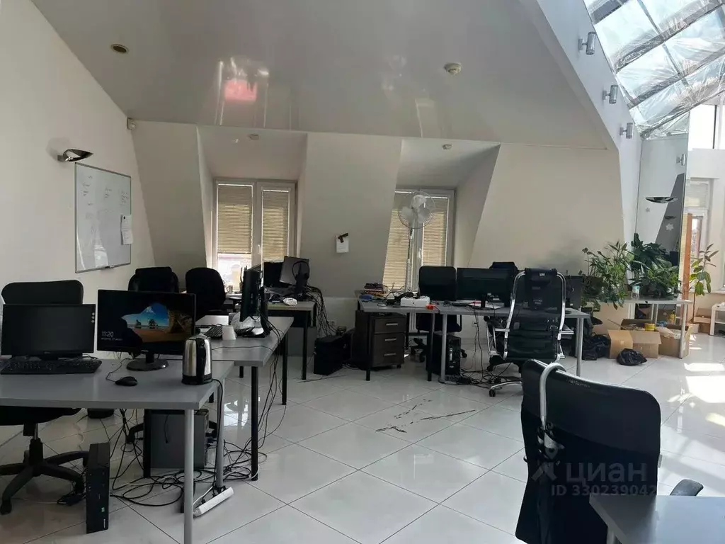 Офис в Санкт-Петербург Расстанная ул., 18Б (300 м) - Фото 1
