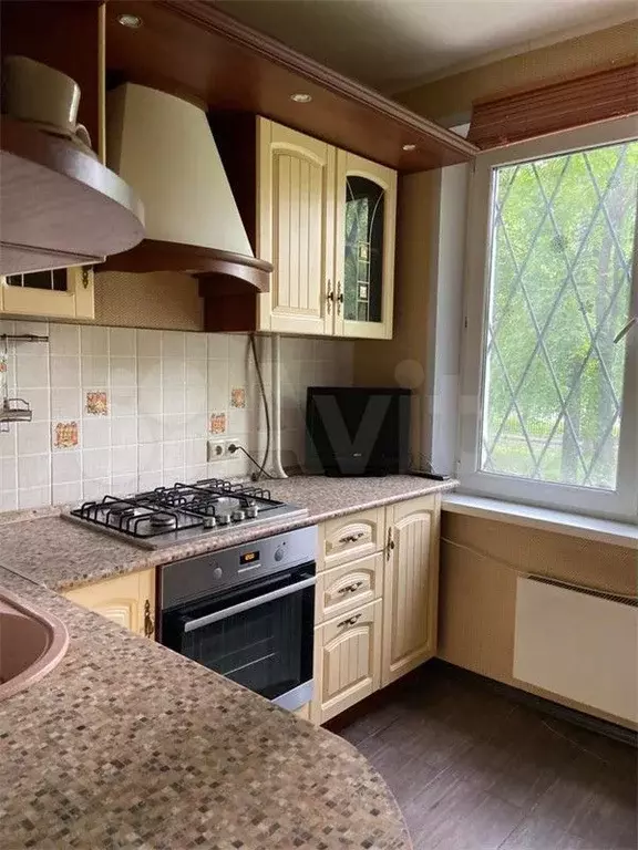 2-к. квартира, 45 м, 1/9 эт. - Фото 0