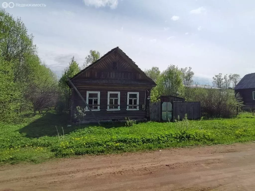 Участок в Новгородская область, рабочий посёлок Крестцы, улица ... - Фото 1