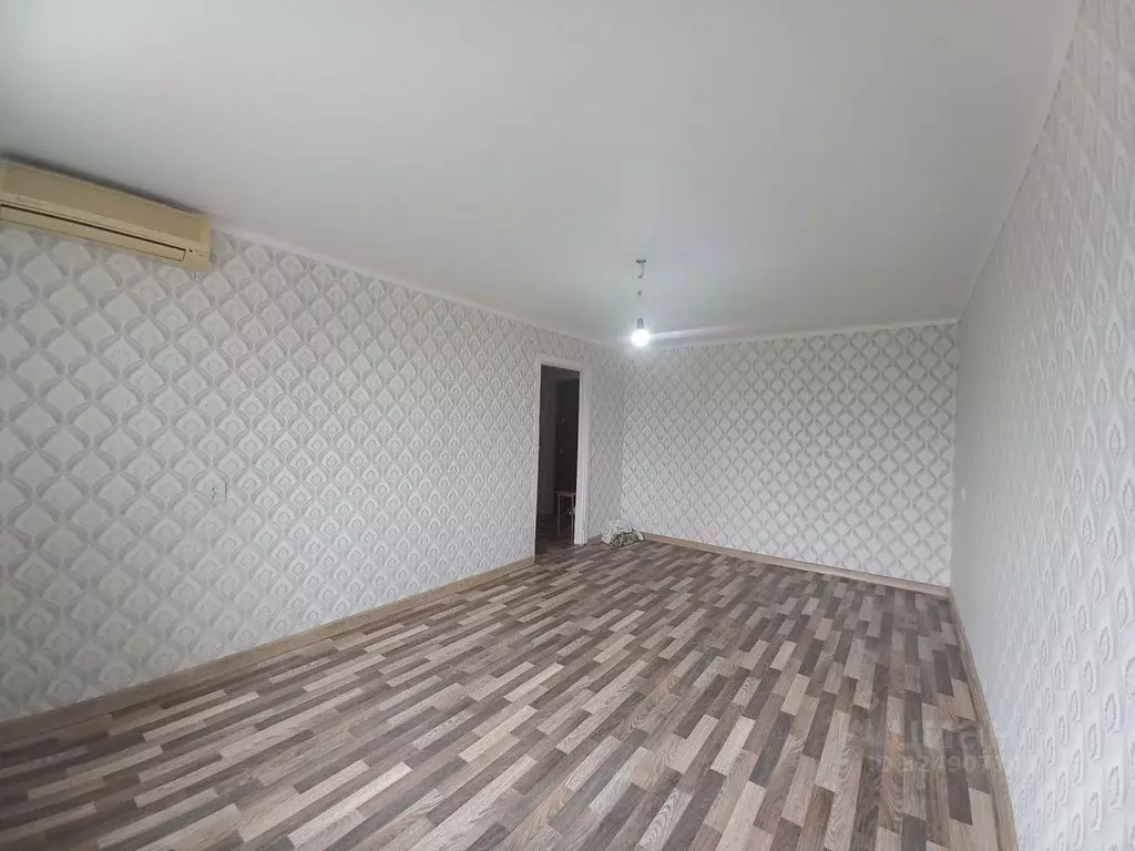 1-к кв. Астраханская область, Астрахань 6-й мкр, ул. Химиков, 7к1 ... - Фото 2