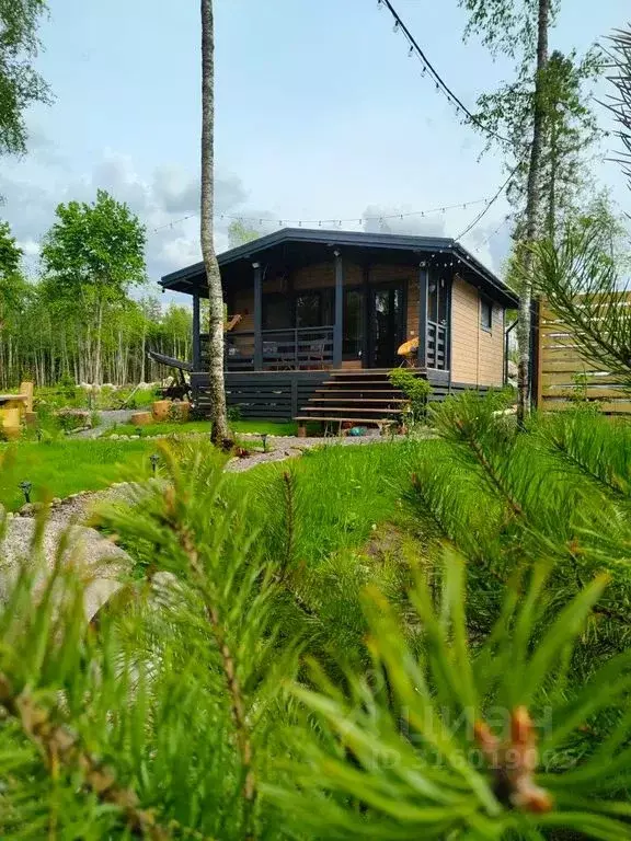 Дом в Ленинградская область, Приозерский район, Сосновское с/пос, д. ... - Фото 0