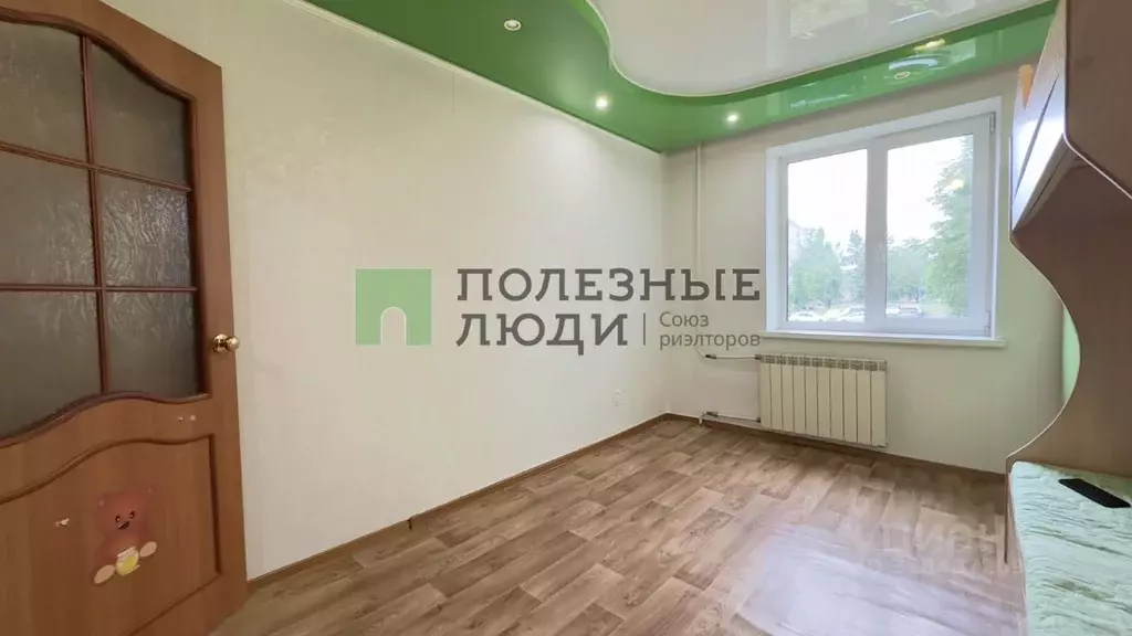 2-к кв. Курганская область, Курган Заозерный жилрайон, 3-й мкр,  (50.0 ... - Фото 0