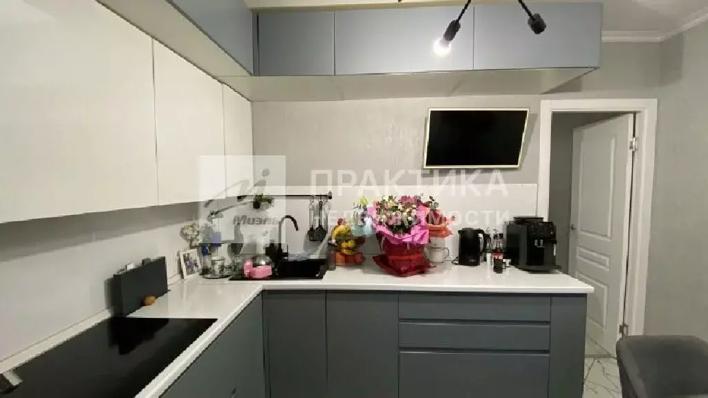 Продается 3-комнатная квартира - Фото 2