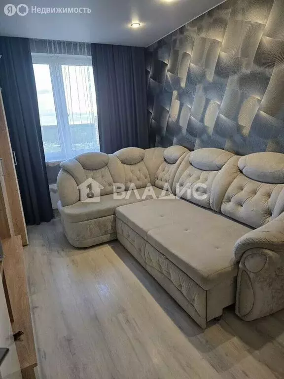 2-комнатная квартира: посёлок городского типа Свердловский, улица ... - Фото 1