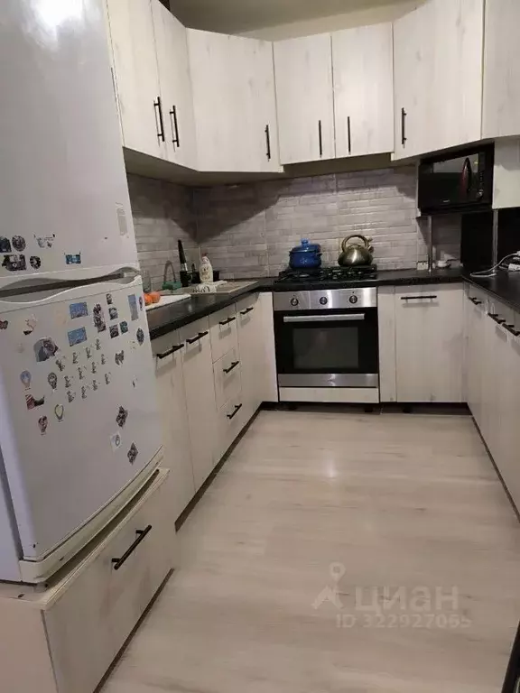 3-к кв. Волгоградская область, Волжский ул. Мира, 27 (58.5 м) - Фото 1