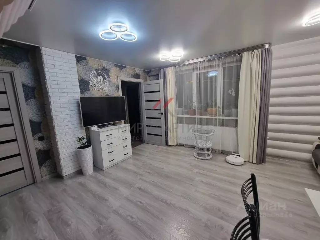 Дом в Тыва, Каа-Хемский кожуун, с. Сарыг-Сеп ул. Пушкина, 16 (70 м) - Фото 1