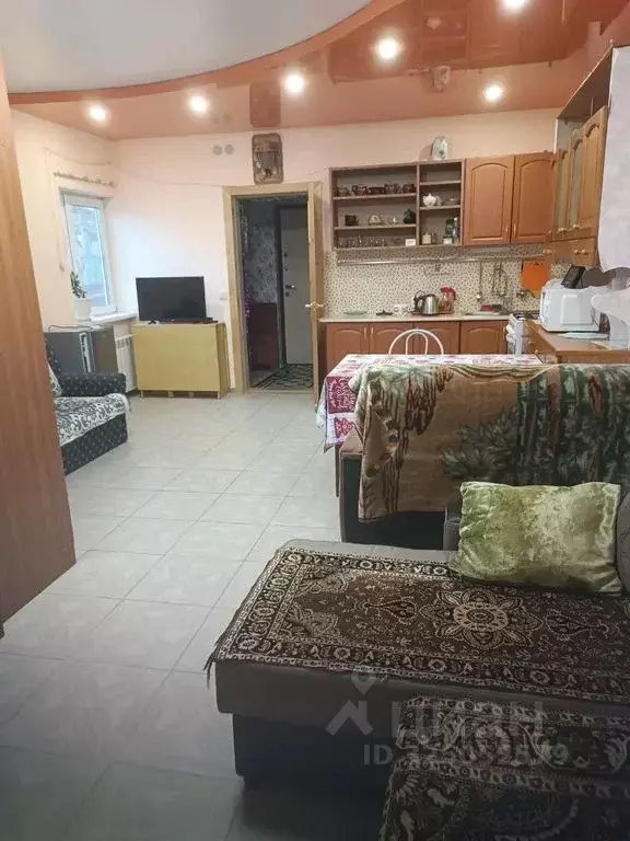 Дом в Вологодская область, Великий Устюг ул. Дежнева, 81 (45 м) - Фото 1