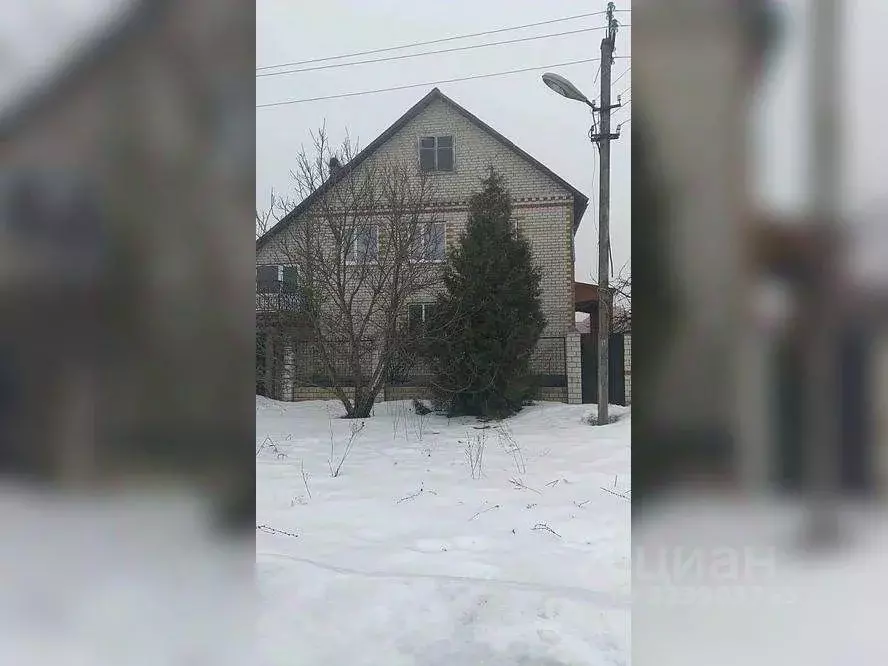 Коттедж в Брянская область, Клинцы Октябрьская ул. (253 м) - Фото 2