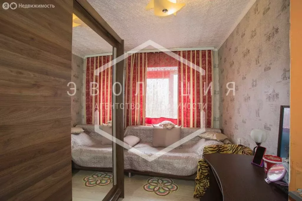 2-комнатная квартира: Калининград, улица Гайдара, 29 (40 м) - Фото 0