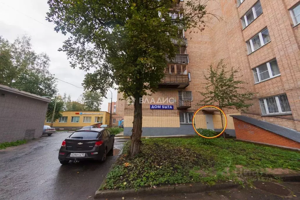 Помещение свободного назначения в Карелия, Петрозаводск ул. Калинина, ... - Фото 2