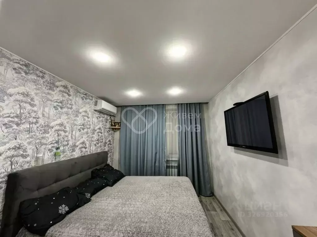 3-к кв. Волгоградская область, Волгоград ул. Добрушина, 12А (72.5 м) - Фото 1