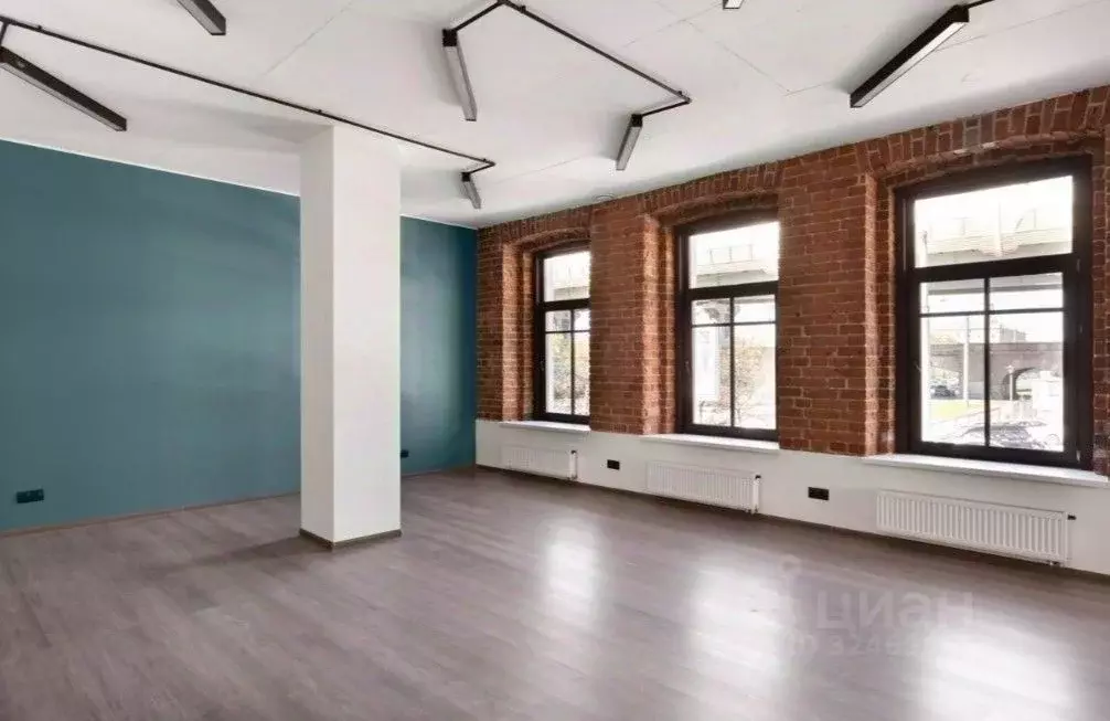 Помещение свободного назначения в Санкт-Петербург просп. Стачек, 48 ... - Фото 1