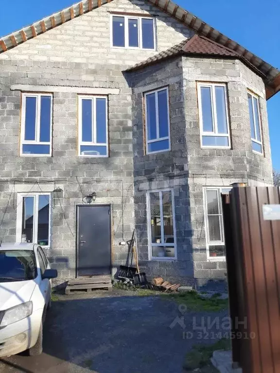 Дом в Свердловская область, Нижний Тагил Лисогорская ул., 89 (274 м) - Фото 1