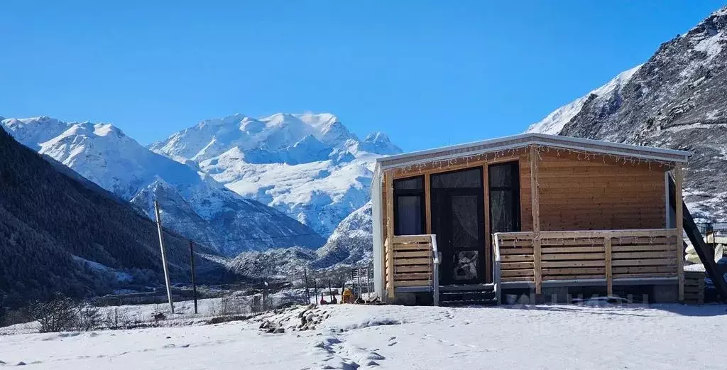 Дом в Кабардино-Балкария, Эльбрусский район, с. Верхний Баксан ул. ... - Фото 1