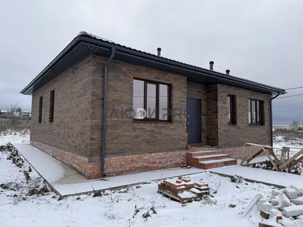 Дом в Саратовская область, с. Усть-Курдюм проезд Спортивный (90 м) - Фото 2