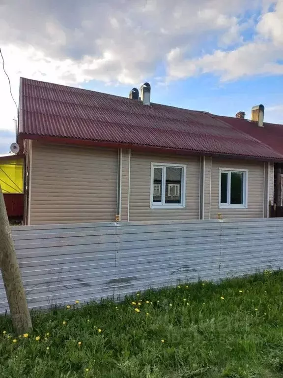 Дом в Карелия, Калевальский район, д. Юшкозеро ул. Набережная, 33А (70 ... - Фото 1