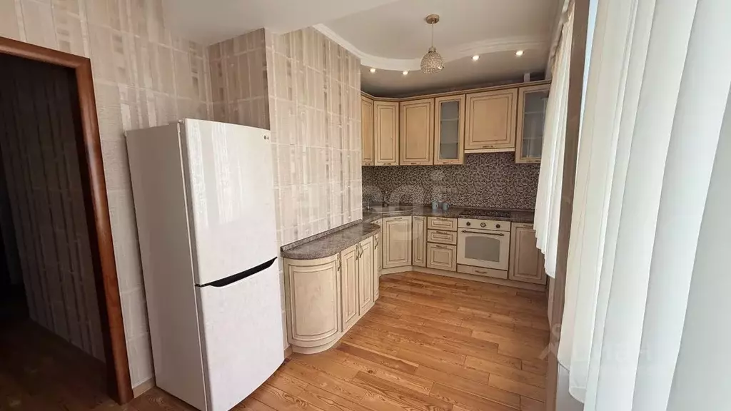 1-к кв. Крым, Симферополь просп. Победы (56.0 м) - Фото 2