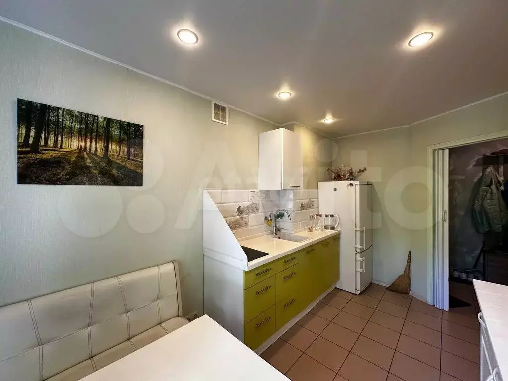 3-к. квартира, 63 м, 2/9 эт. - Фото 1