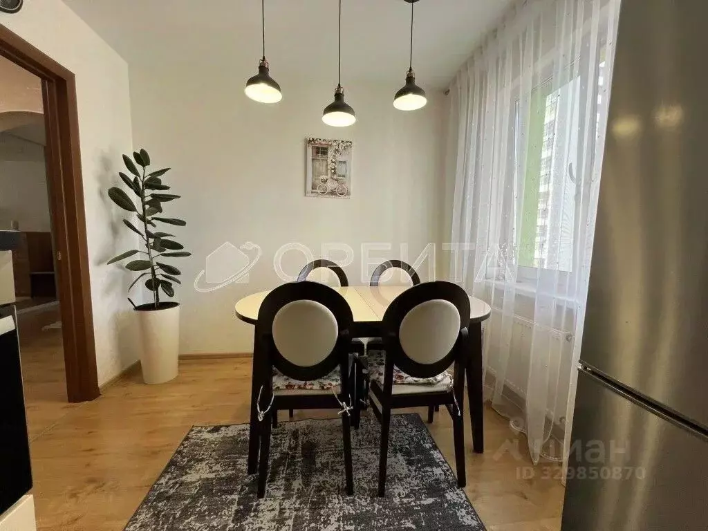 3-к кв. Тюменская область, Тюмень ул. Ю.-Р.Г. Эрвье, 28 (72.6 м) - Фото 1