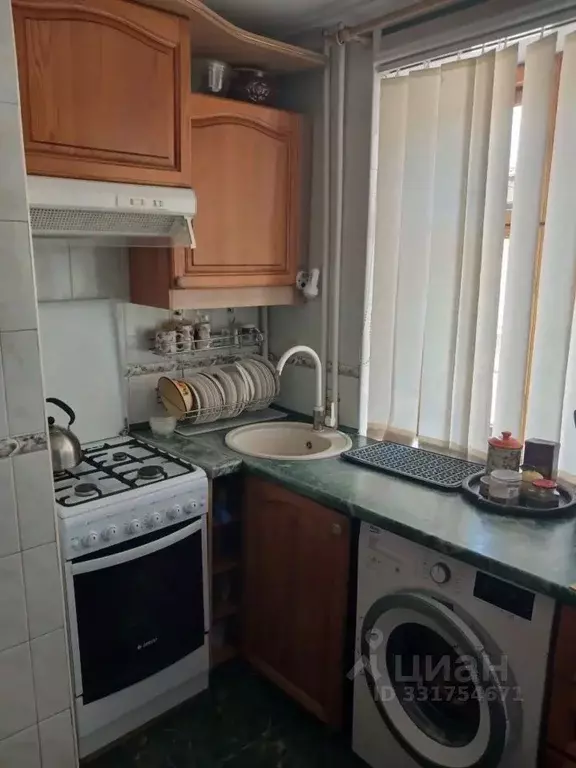 2-к кв. Крым, Симферополь ул. Тургенева, 14А (52.0 м) - Фото 1