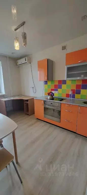 1-к кв. Удмуртия, Ижевск Удмуртская ул., 153 (37.1 м) - Фото 1