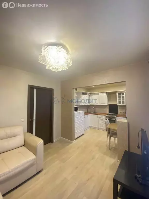 3-комнатная квартира: Дзержинск, проспект Циолковского, 102А (63 м) - Фото 1