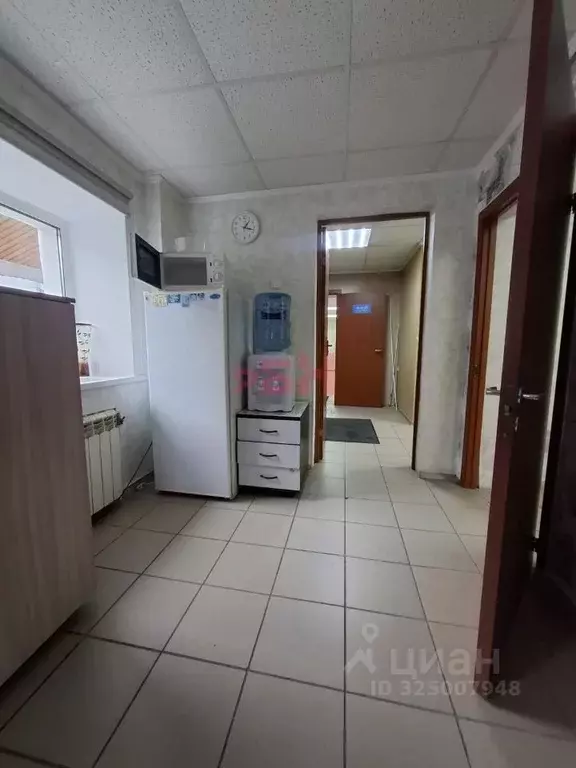 Помещение свободного назначения в Омская область, Омск ул. 20 лет ... - Фото 2