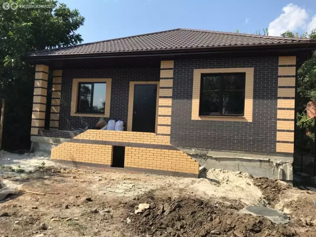 Дом в Ростов-на-Дону, Каскадная улица (130 м) - Фото 1