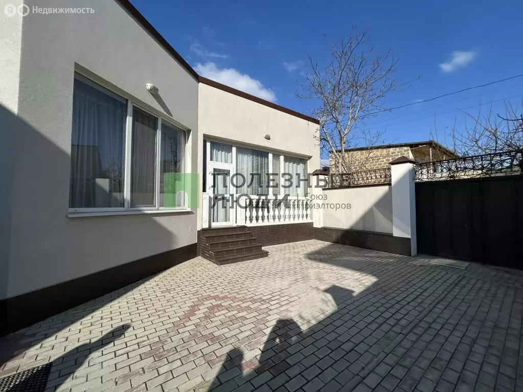 Дом в Евпатория, улица Репина, 6 (87.4 м) - Фото 1