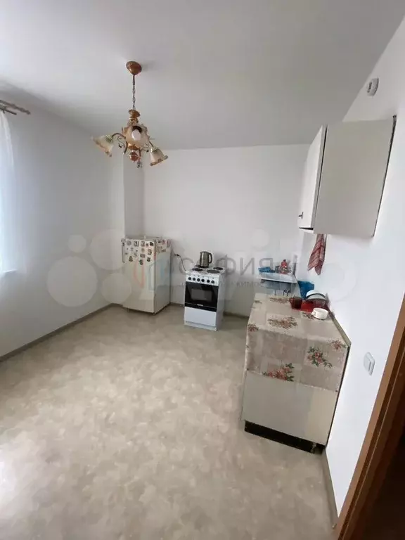 Комната 10 м в 3-к., 4/9 эт. - Фото 1