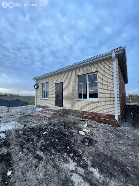 Дом в Ростов-на-Дону, улица Малиновского (90 м) - Фото 1