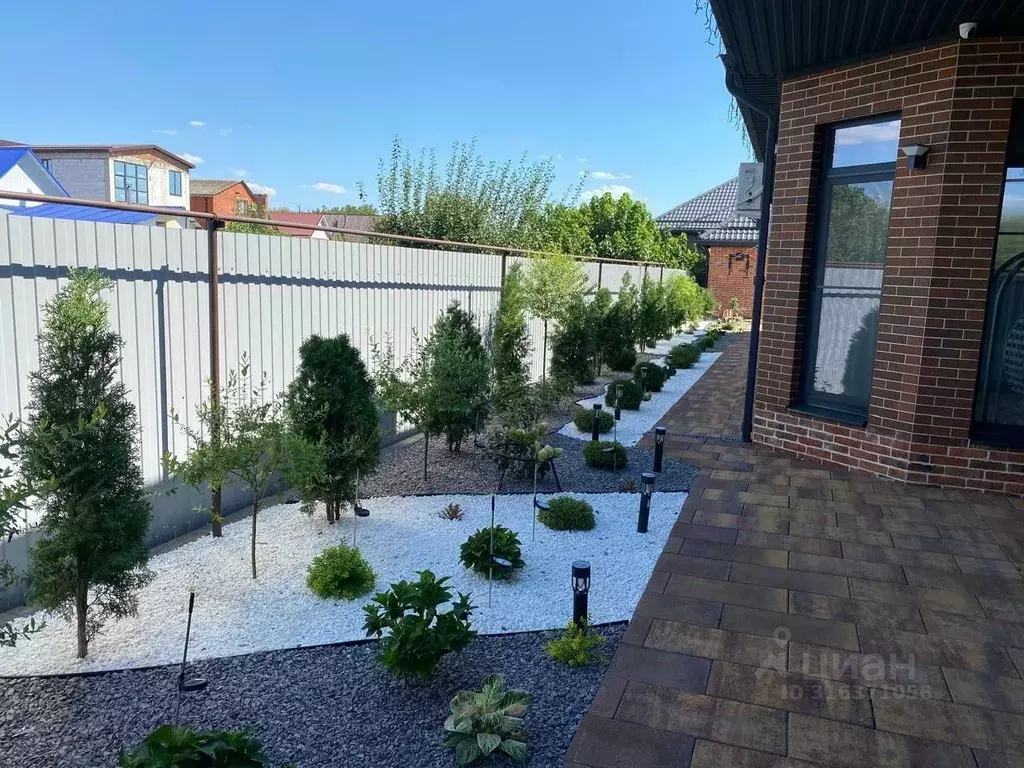 Дом в Краснодарский край, Динской район, Новотитаровская ст-ца ... - Фото 2