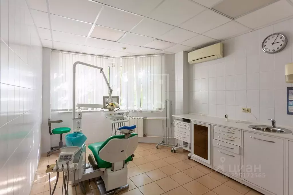 Помещение свободного назначения в Московская область, Химки Молодежная ... - Фото 1